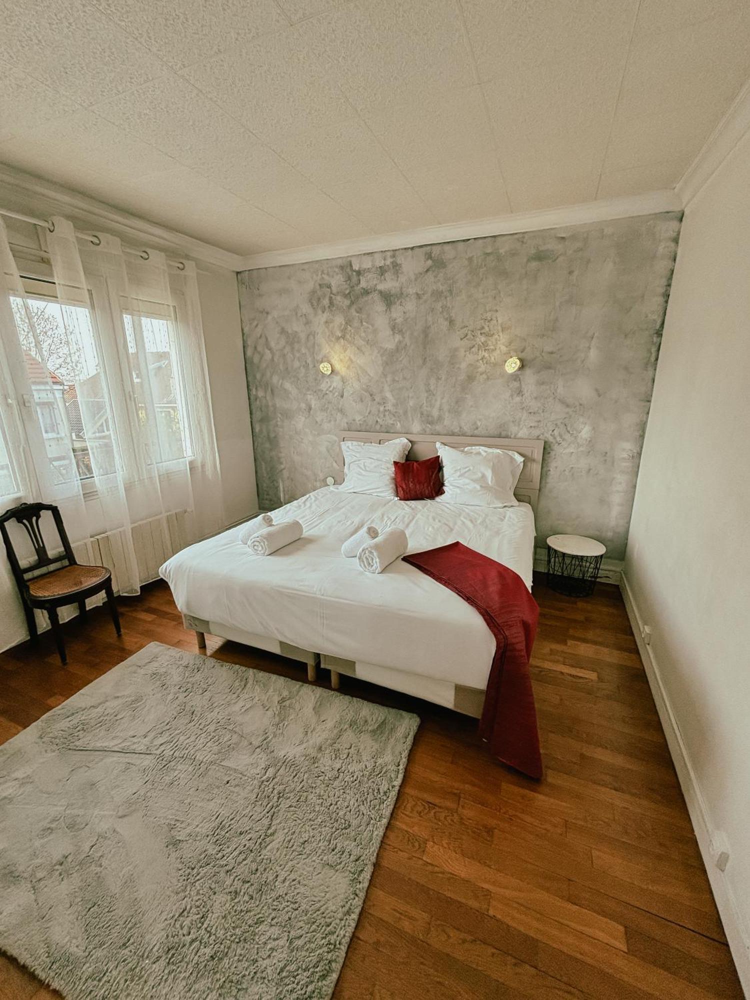 Duplex Avec Jardin - Proche Paris - Disneyland - Rer - Noisy-le-Grand Eksteriør bilde