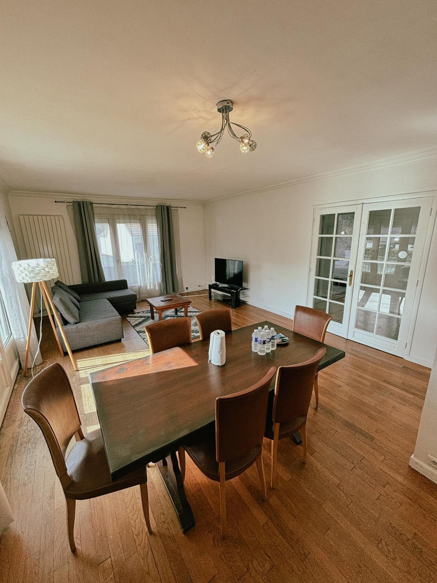 Duplex Avec Jardin - Proche Paris - Disneyland - Rer - Noisy-le-Grand Eksteriør bilde
