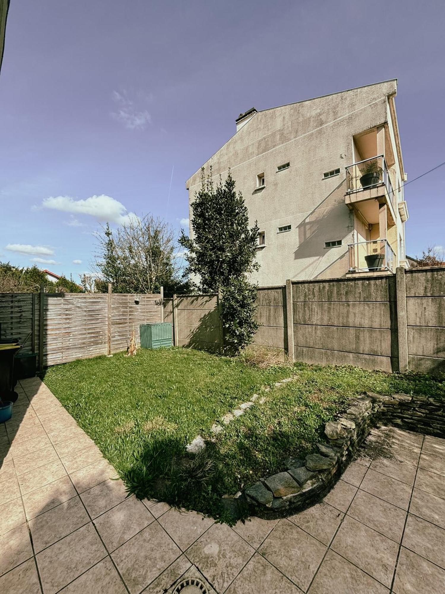 Duplex Avec Jardin - Proche Paris - Disneyland - Rer - Noisy-le-Grand Eksteriør bilde